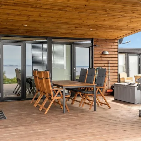 Mahilo - 300m From The Sea By Interhome Feriehus Knebel